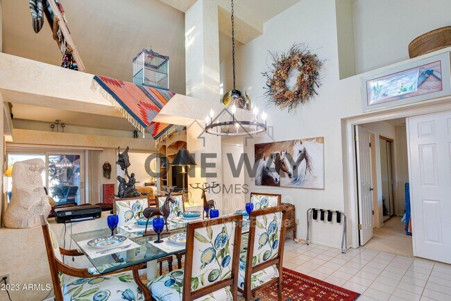 10086 E San Salvador Dr Scottsdale, AZ 85258 photo 5