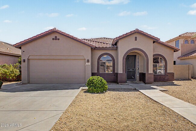 7233 W Paradise Ln photo 5