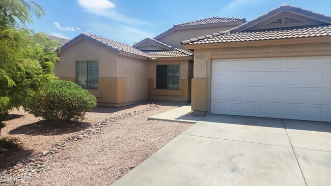 11229 W Chase Dr photo 3