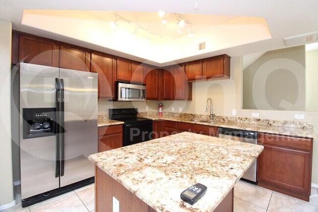 2402 E 5th St Tempe, AZ 85288 photo 3
