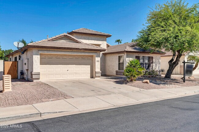 6434 W Kristal Way photo 3