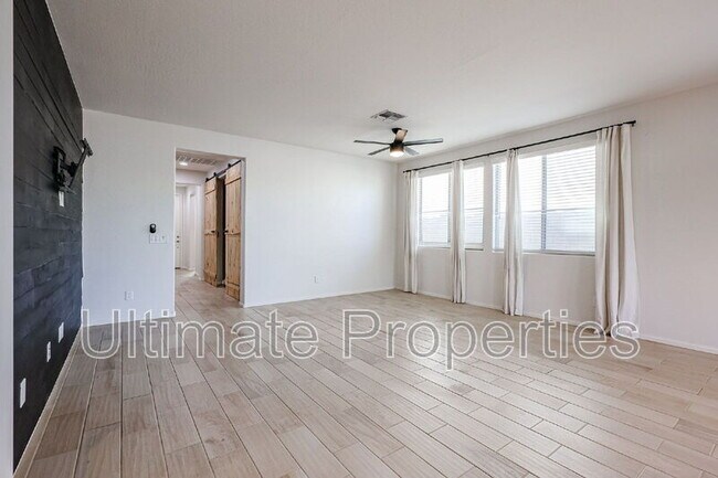 25151 N 143rd Dr Surprise, AZ 85387 photo 4