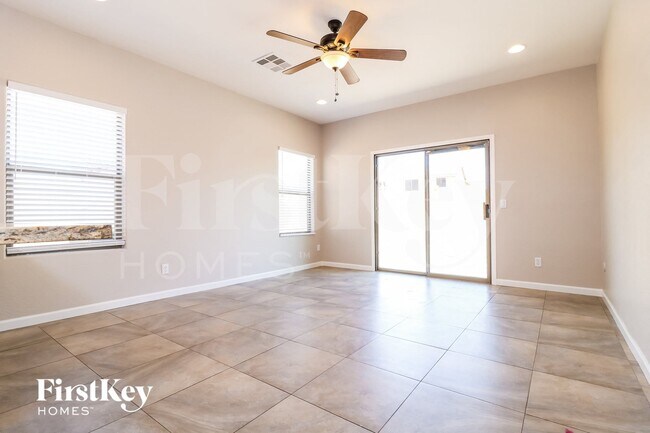 1127 S 220th Dr Buckeye, AZ 85326 photo 2