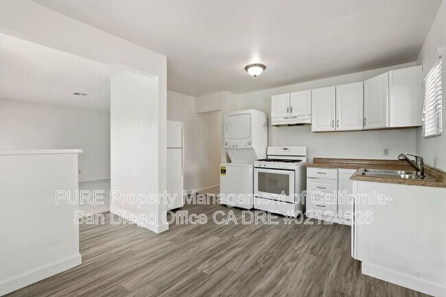 1316 Iris Ave Imperial Beach, CA 91932 photo 3
