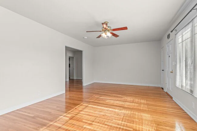 4734 College Ave San Diego, CA 92115 photo 5