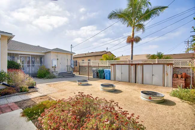 4734 College Ave San Diego, CA 92115 photo 2