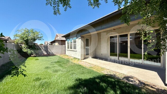 3951 E Pinto Dr Gilbert, AZ 85296 photo 3