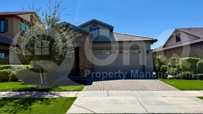 3951 E Pinto Dr Gilbert, AZ 85296 photo 2