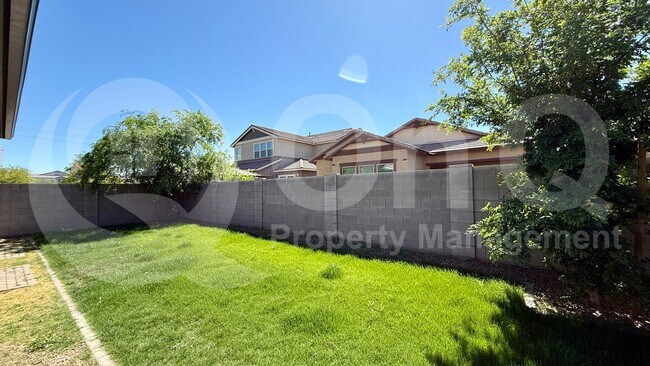 3951 E Pinto Dr Gilbert, AZ 85296 photo 4