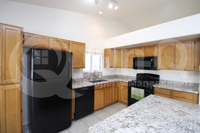 4522 E Muriel Dr Phoenix, AZ 85032 photo 2