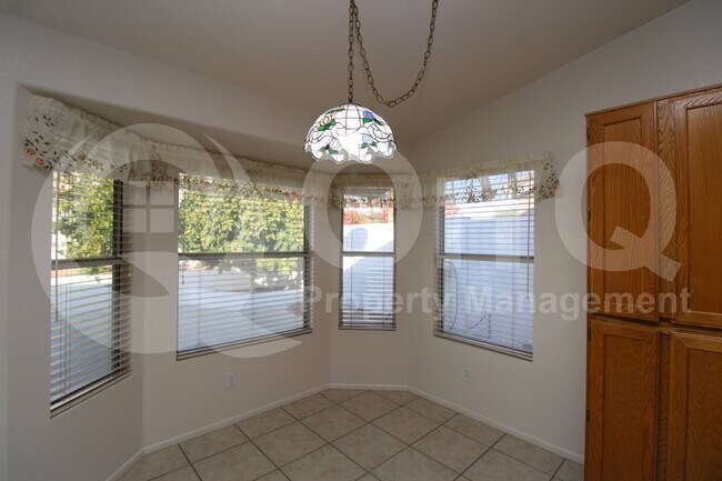 4522 E Muriel Dr Phoenix, AZ 85032 photo 5