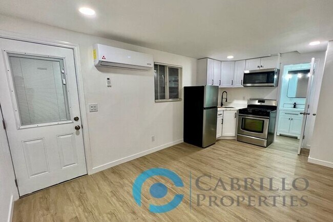 1580 Parrot St San Diego, CA 92105