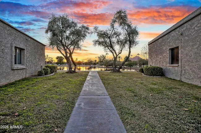 5045 N 81st St Scottsdale, AZ 85250 photo 4