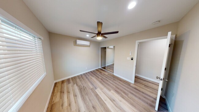 5171 La Dorna St San Diego, CA 92115 photo 3