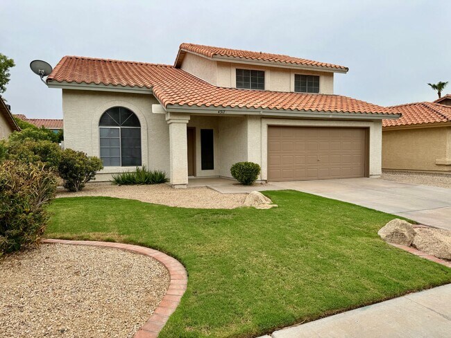 4317 E Amberwood Dr Phoenix, AZ 85048 photo 2