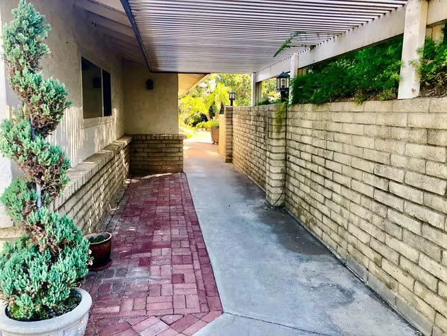 1467 Knoll Park Ln Fallbrook, CA 92028 photo 3