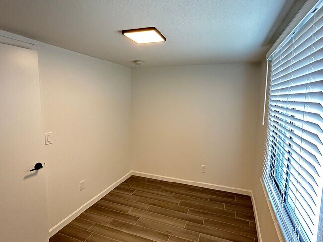 290 N Hamilton St Chandler, AZ 85225 photo 5