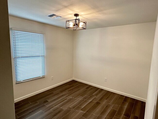 290 N Hamilton St Chandler, AZ 85225 photo 3