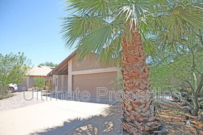 4407 W Kimberly Way photo 3