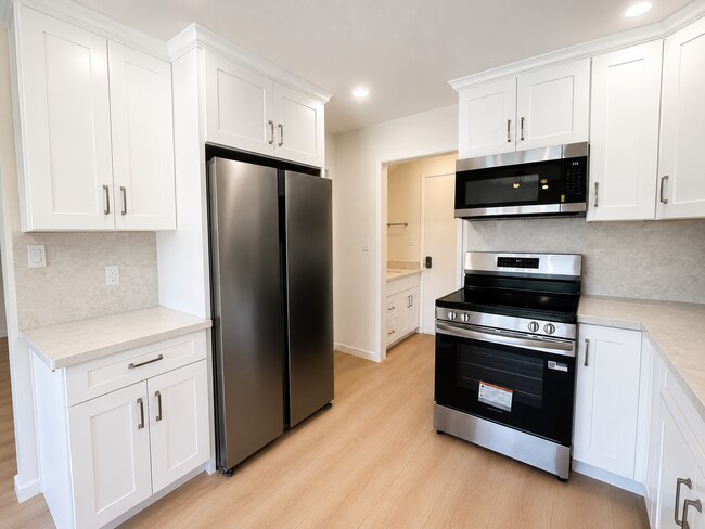 4020 Handel Common Fremont, CA 94536 photo 2