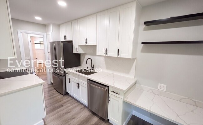 73 Brookwood Rd Orinda, CA 94563 photo 3