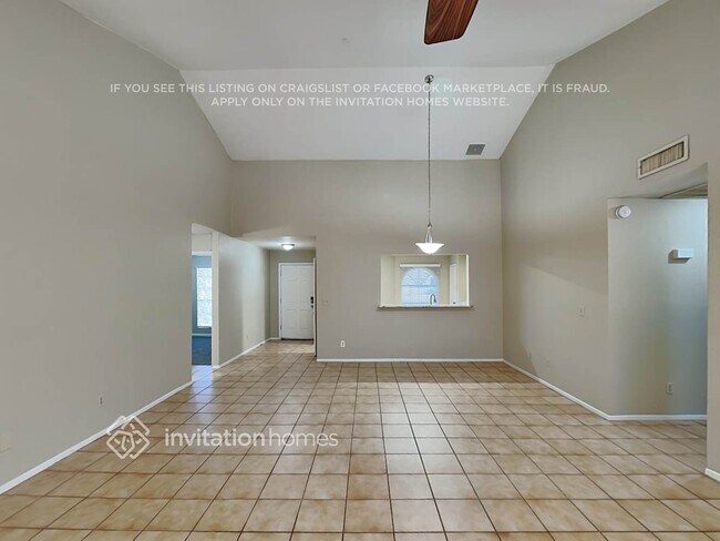 7748 W Cherry Hills Dr Peoria, AZ 85345 photo 3