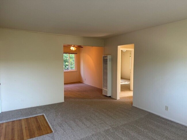 16 Kent Pl Menlo Park, CA 94025 photo 2