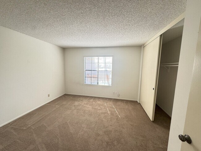 1631 Vaquero Glen Escondido, CA 92026 photo 5