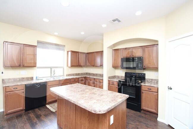 2969 S 160th Ln Goodyear, AZ 85338 photo 4