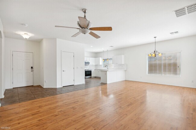 44797 Paraiso Ln Maricopa, AZ 85139 photo 2