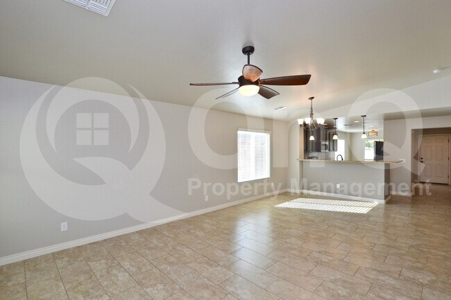 2223 E Hazeltine Way Gilbert, AZ 85298 photo 4