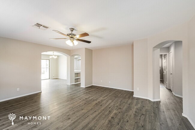 16178 W Young St Surprise, AZ 85374 photo 3