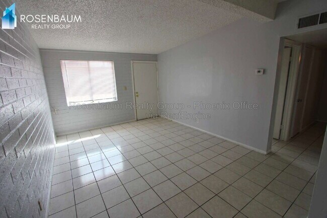 565 S Hobson Mesa, AZ 85204 photo 3