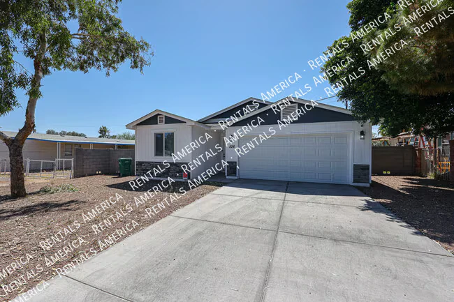 526 S Crismon Rd Mesa, AZ 85208 photo 4
