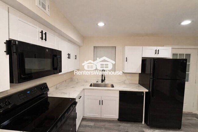 6118 W Townley Ave Glendale, AZ 85302 photo 5