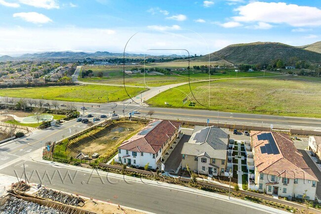 34495 Agave Dr Winchester, CA 92596 photo 4
