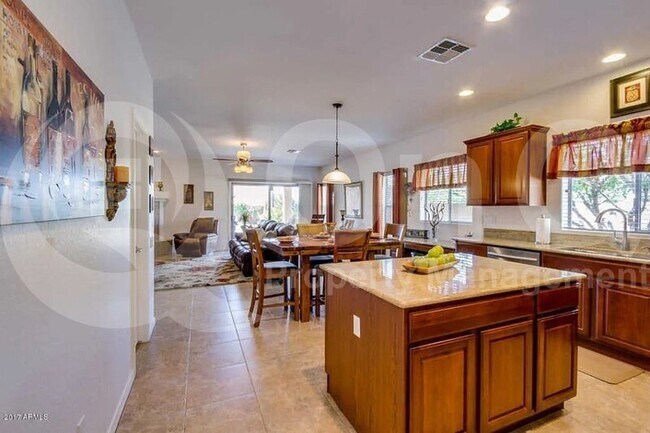 5101 W Molly Ln Phoenix, AZ 85083 photo 4