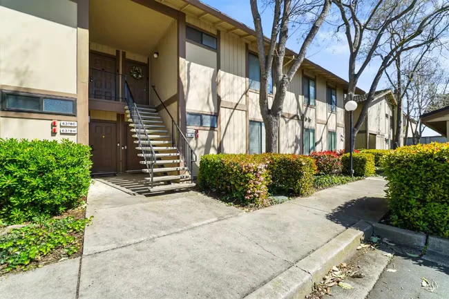 6378 Joaquin Murieta Ave Newark, CA 94560 photo 2