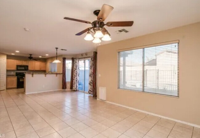 15224 W Adams St Goodyear, AZ 85338 photo 5