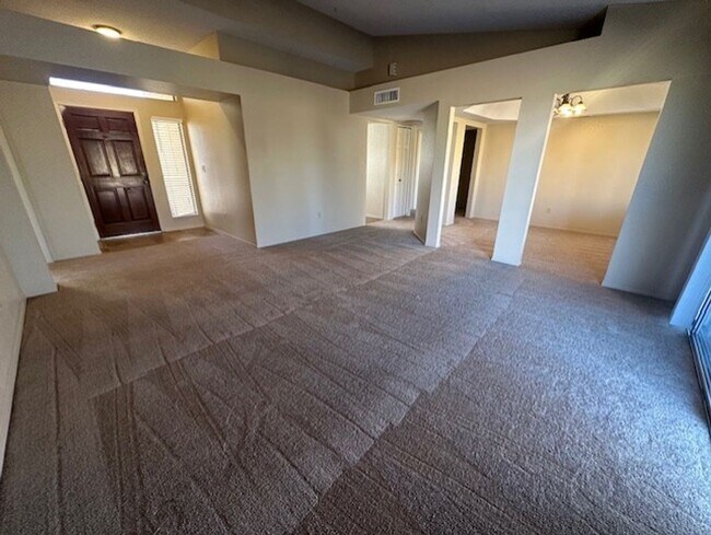 1648 N Diego Mesa, AZ 85205 photo 5