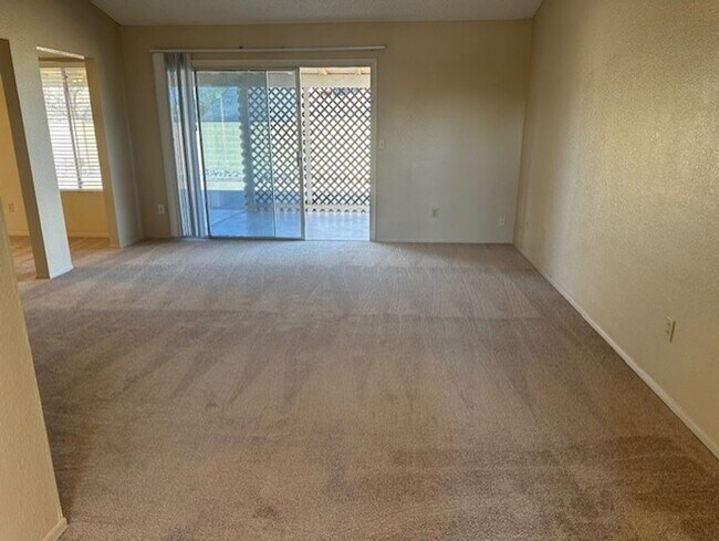 1648 N Diego Mesa, AZ 85205 photo 3
