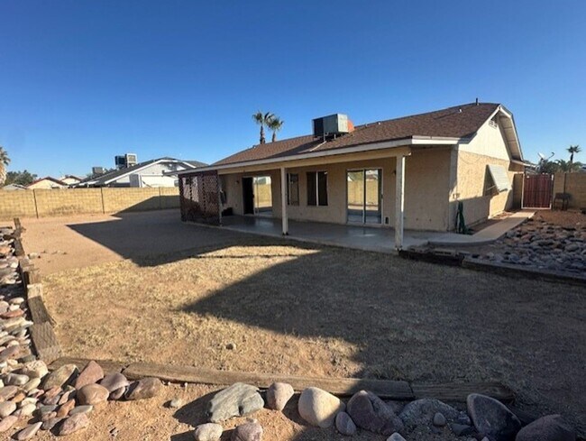 1648 N Diego Mesa, AZ 85205 photo 2