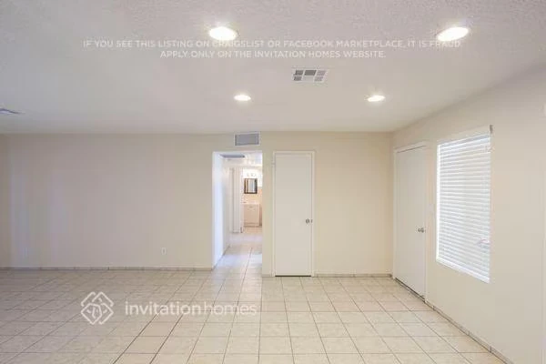 1216 W Halstead Dr Phoenix, AZ 85023 photo 5