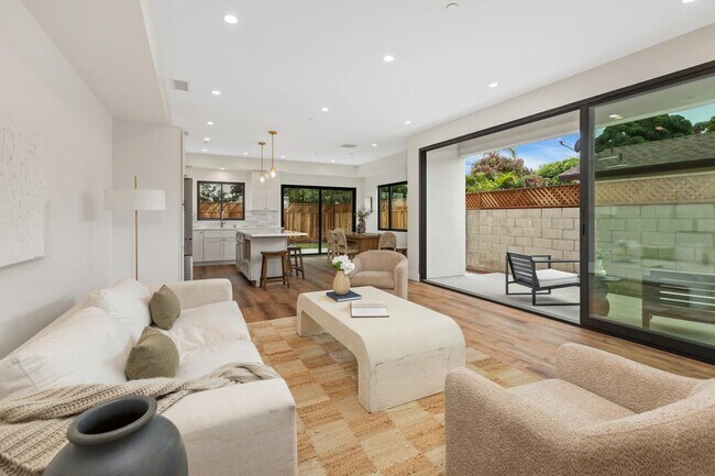 243 Dahlia Ave Imperial Beach, CA 91932