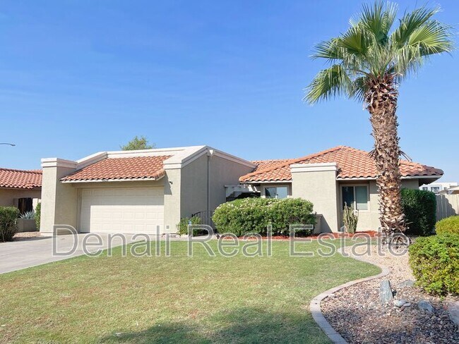 10650 N 33rd Pl Phoenix, AZ 85028 photo 2