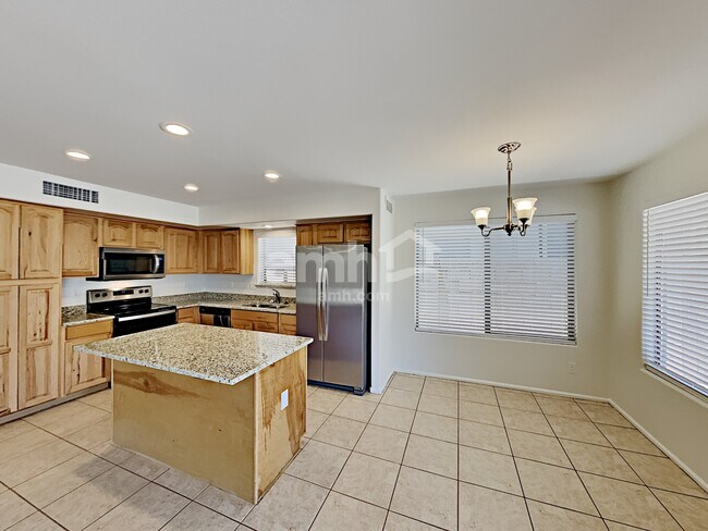 3966 E Copper Rd San Tan Valley, AZ 85143 photo 3