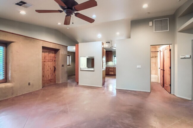 1430 S Roosevelt St Tempe, AZ 85281 photo 3
