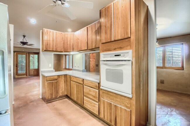 1430 S Roosevelt St Tempe, AZ 85281 photo 5