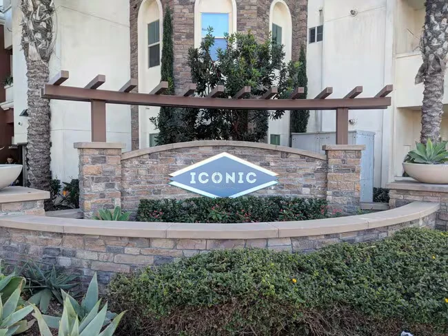 Iconic on Alvarado - Lease by the Bed photo 4