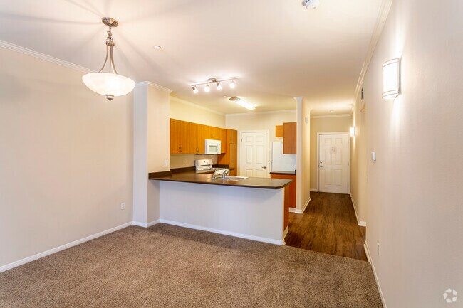 Mission Hills Commons photo 5